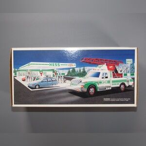 1994 Hess Toy Rescue Truck Emergency Ladder Truck, Lights Original Box